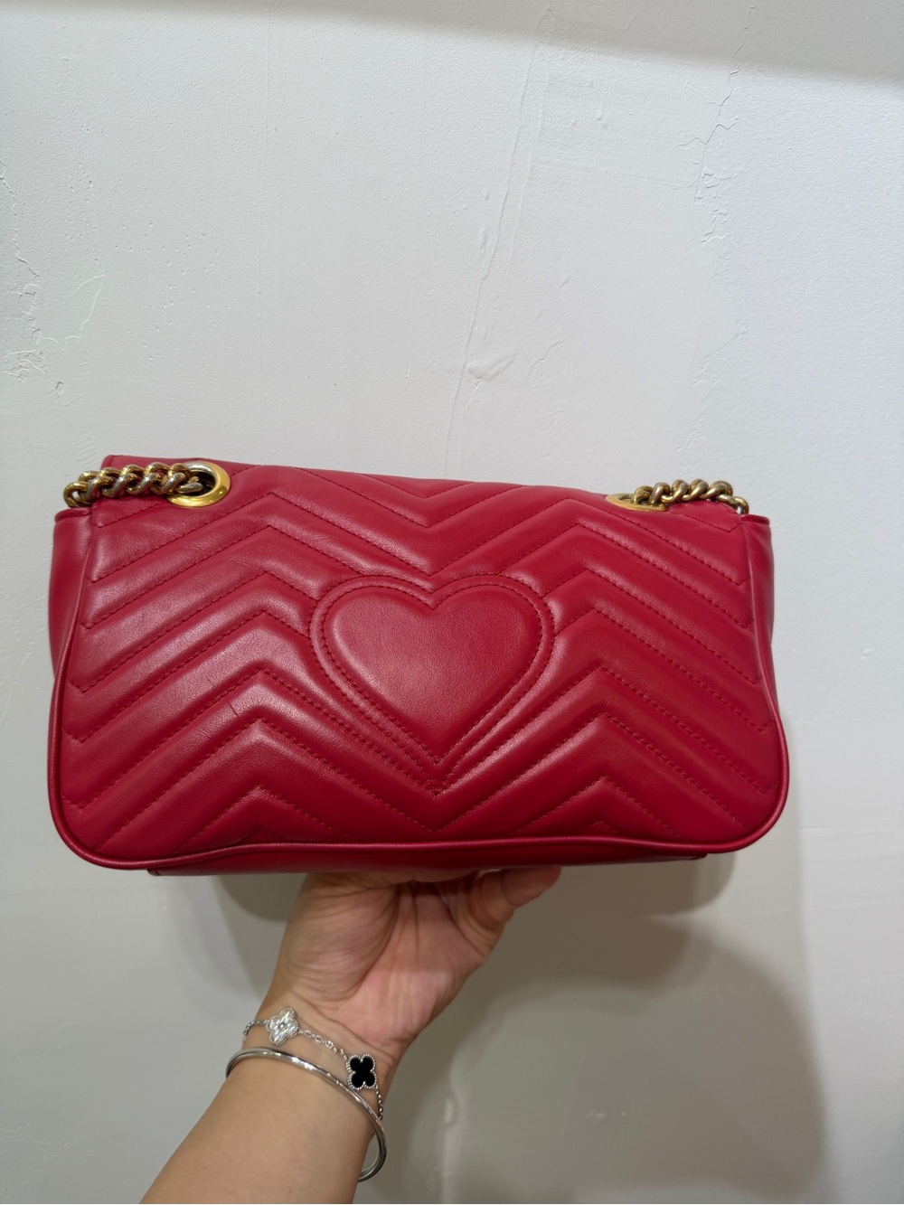 gucci - Picture 2 of 9